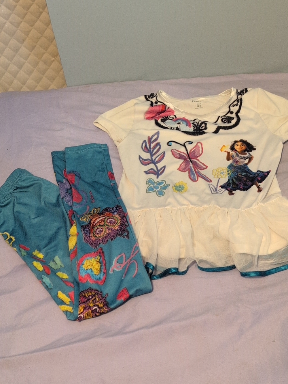 Encanto Outfit